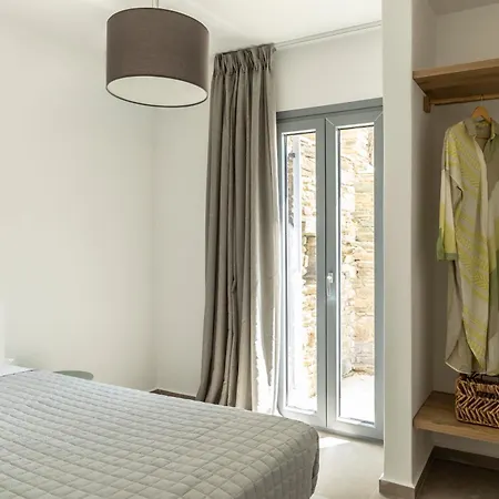 בית נופש Casa Del Mar Agios Romanos Island *